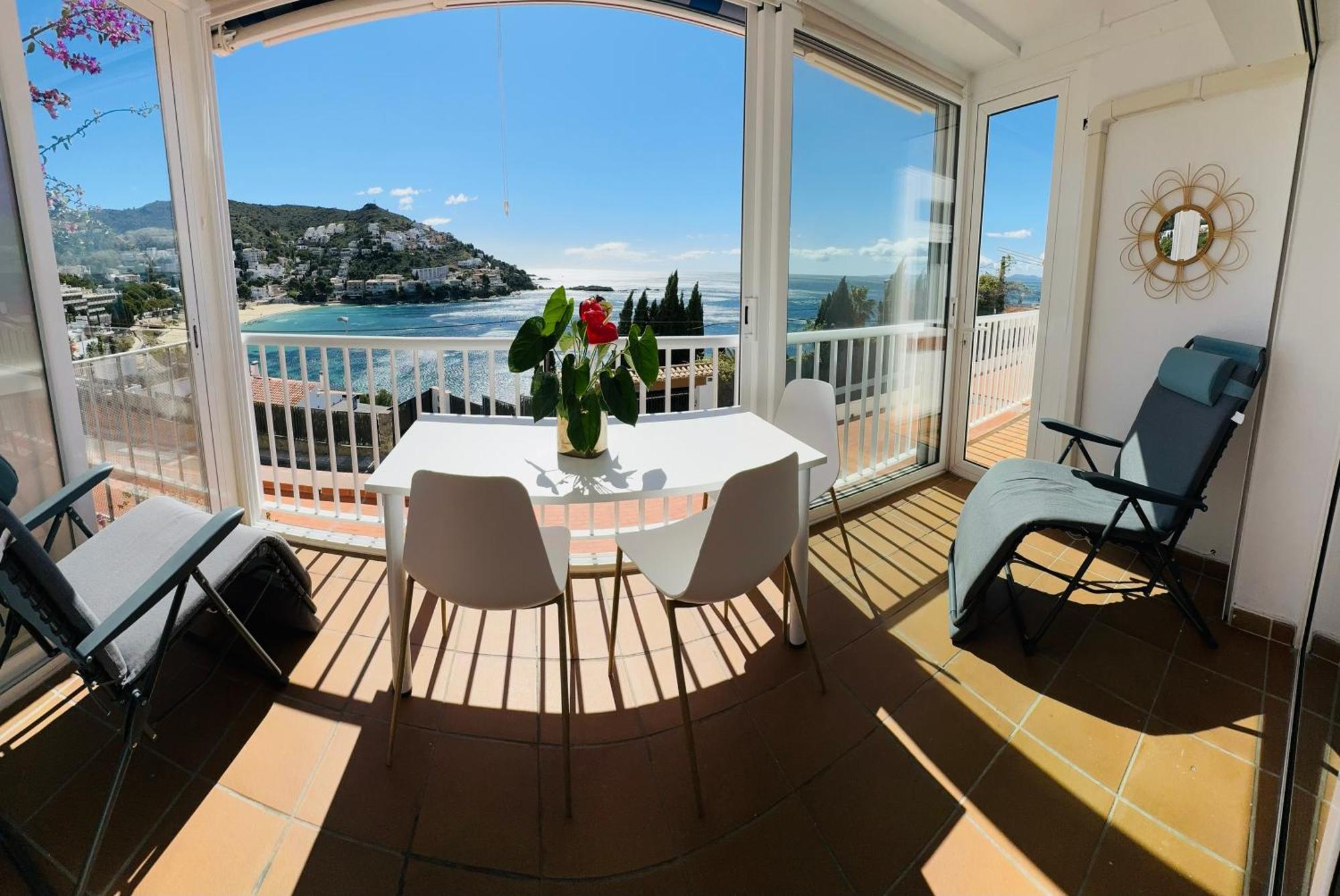 Apartamento Canyelles Playa Roses Luaran gambar